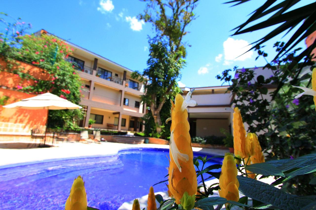 Plaza Magdalena Hotel Copán エクステリア 写真